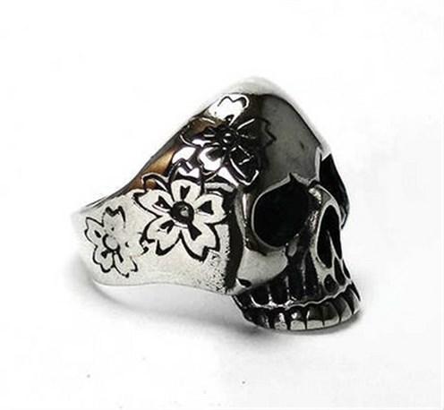 Çiçekli Kurukafa Gotik Gümüş Erkek Yüzüğü